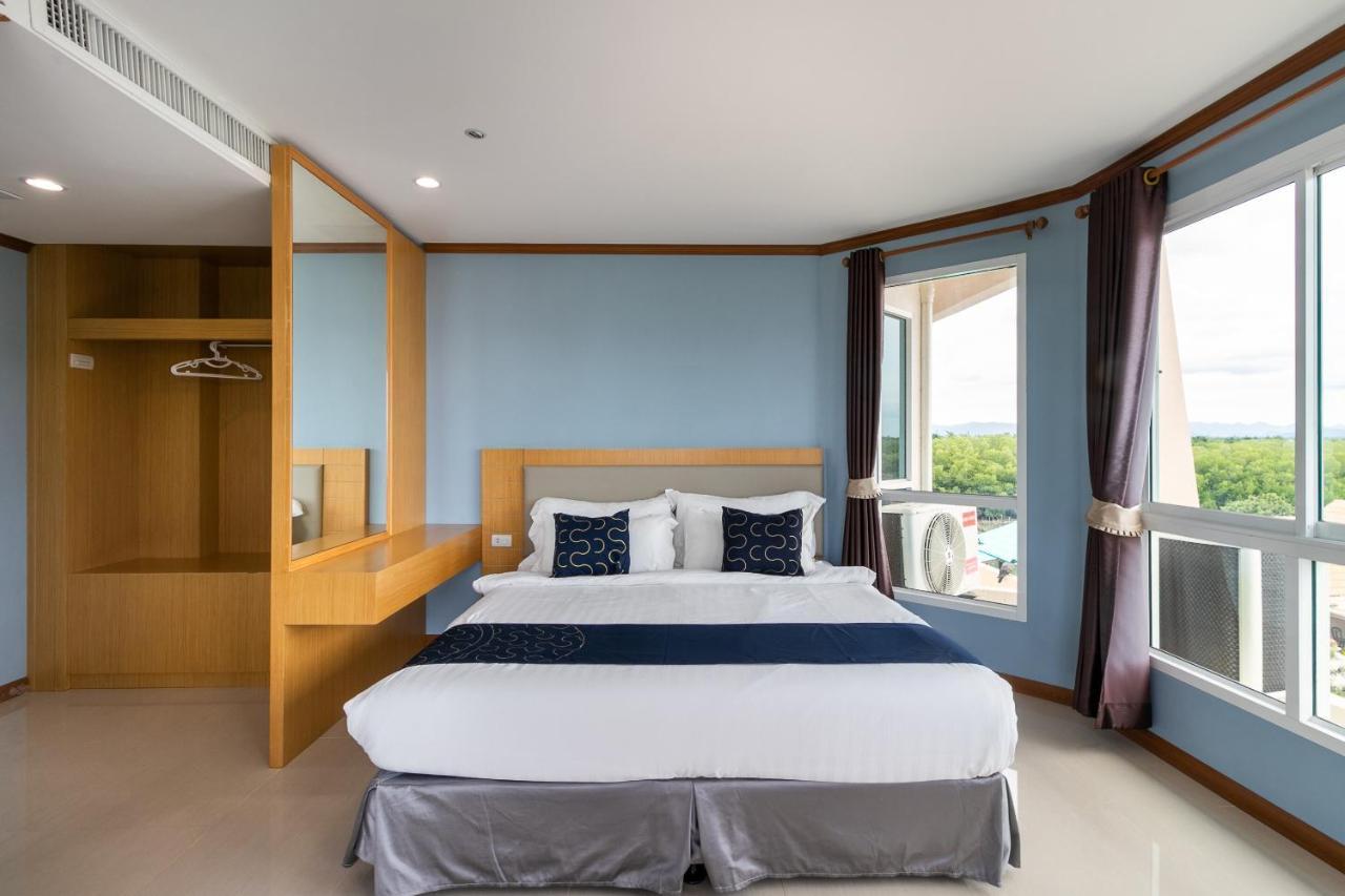 Golden Beach Boutique Resort Prachuap Khiri Khan Extérieur photo